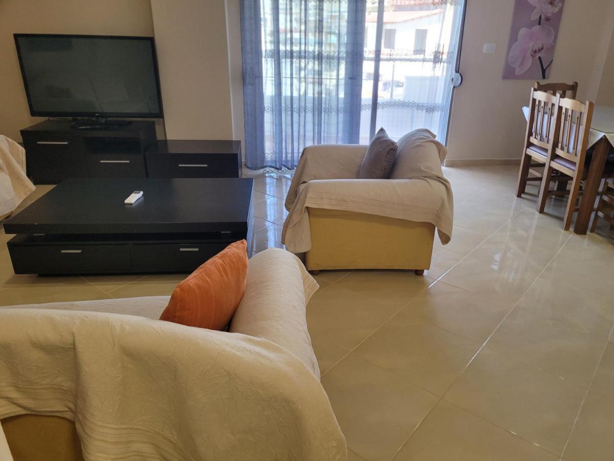 Marina Apartment Саранда Экстерьер фото