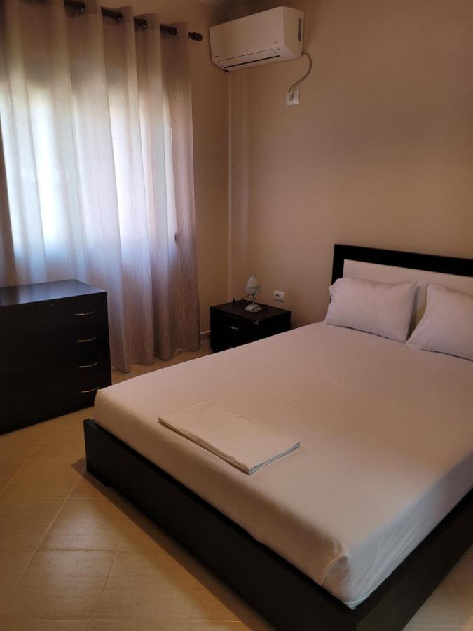 Marina Apartment Саранда Экстерьер фото