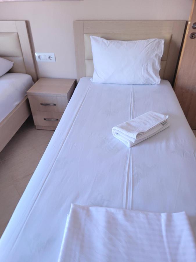 Marina Apartment Саранда Экстерьер фото
