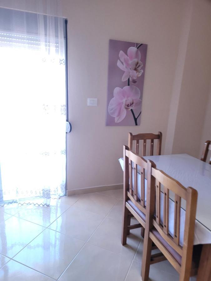 Marina Apartment Саранда Экстерьер фото